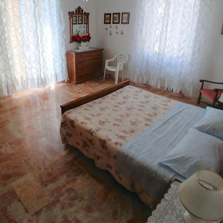 La Romantica Леванто Экстерьер фото