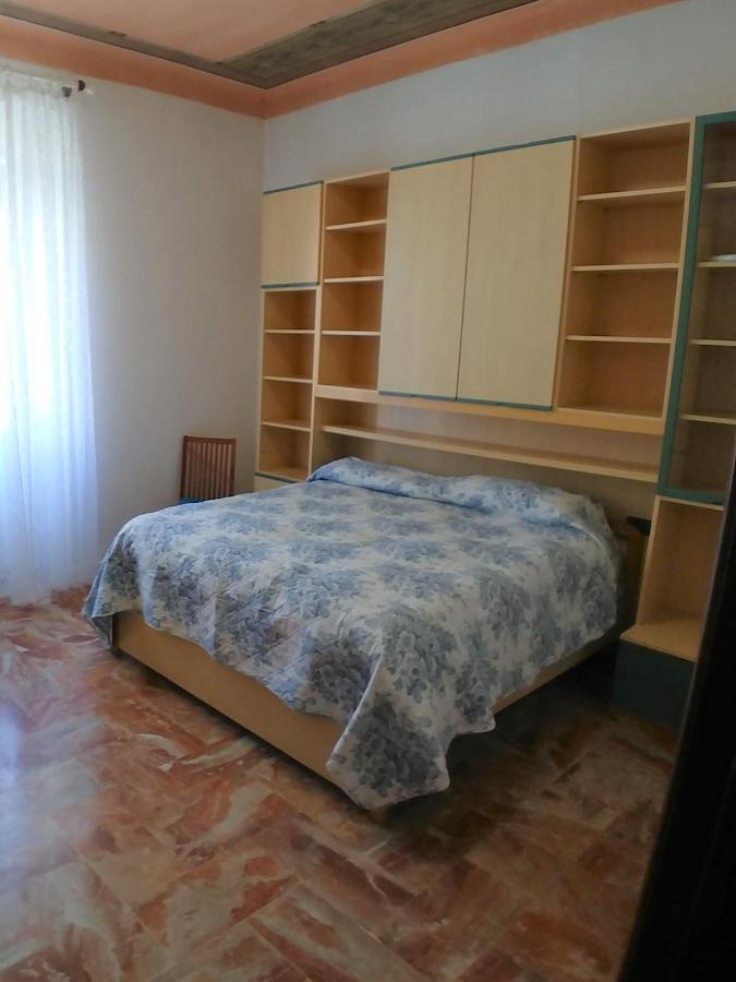 La Romantica Леванто Экстерьер фото